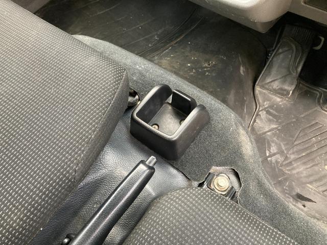 キャンター 　パブコパネルバン　新明和パワーゲート　４ＷＤ　ＡＴ　ディーゼルターボ　荷台内寸４３００・１７６０・２０７０　アルミ縞鋼板　ラッシングレール２段　バックモニター　フォグ　左電格ミラー　３７４６４７ｋｍ（37枚目）