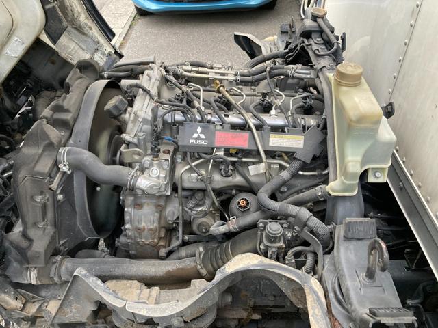キャンター 　パブコパネルバン　新明和パワーゲート　４ＷＤ　ＡＴ　ディーゼルターボ　荷台内寸４３００・１７６０・２０７０　アルミ縞鋼板　ラッシングレール２段　バックモニター　フォグ　左電格ミラー　３７４６４７ｋｍ（79枚目）