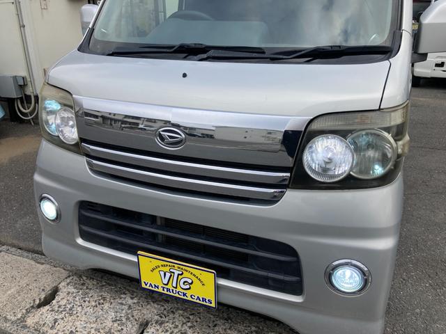 アトレーワゴン カスタムターボＲＳ　４ＷＤ　オートマチック　両側スライドドア　ターボ　ＨＩＤヘッドライト　ＬＥＤフォグ　キーレスエントリー　電動格納ミラー　パワーウィンドウ　社外１３インチアルミ　サイドシル穴有り　１２８８０１ｋｍ（11枚目）