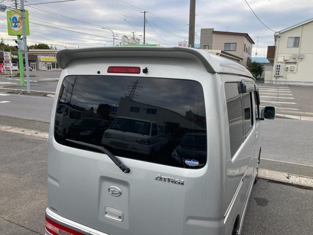 アトレーワゴン カスタムターボＲＳ　４ＷＤ　オートマチック　両側スライドドア　ターボ　ＨＩＤヘッドライト　ＬＥＤフォグ　キーレスエントリー　電動格納ミラー　パワーウィンドウ　社外１３インチアルミ　サイドシル穴有り　１２８８０１ｋｍ（20枚目）