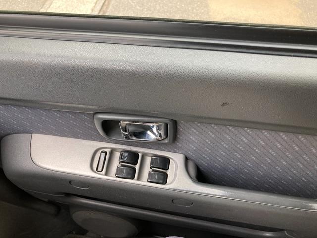 アトレーワゴン カスタムターボＲＳ　４ＷＤ　オートマチック　両側スライドドア　ターボ　ＨＩＤヘッドライト　ＬＥＤフォグ　キーレスエントリー　電動格納ミラー　パワーウィンドウ　社外１３インチアルミ　サイドシル穴有り　１２８８０１ｋｍ（34枚目）