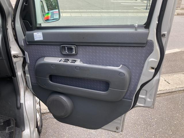 アトレーワゴン カスタムターボＲＳ　４ＷＤ　オートマチック　両側スライドドア　ターボ　ＨＩＤヘッドライト　ＬＥＤフォグ　キーレスエントリー　電動格納ミラー　パワーウィンドウ　社外１３インチアルミ　サイドシル穴有り　１２８８０１ｋｍ（36枚目）