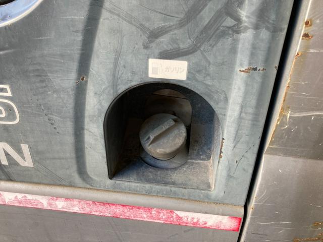 日産 1.5tフォークリフト NL01M15 ヒンジドフォーク 稼働時間1828アワー 新品オペレーターシート交換 2006年7月製造 車両重量2800kg マスト3M ナンバー取得可能 オートローン対応可(39枚目)