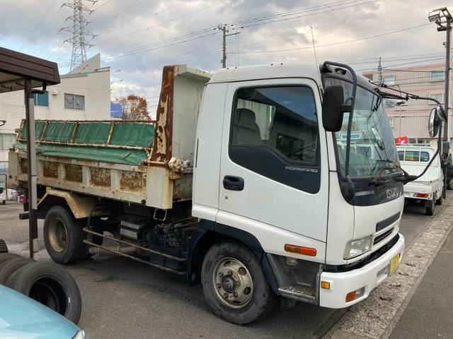 フォワード 強化ダンプ 6速マニュアル 2ペダル 5.2ディーゼル 新明和DRF4 電動コボレーン 3.7t積 FRR90C3S タイヤサイズ225/80R17.5 タイヤチェーン1ペア有り ラジオデッキ HSA 4tダンプ(14枚目)