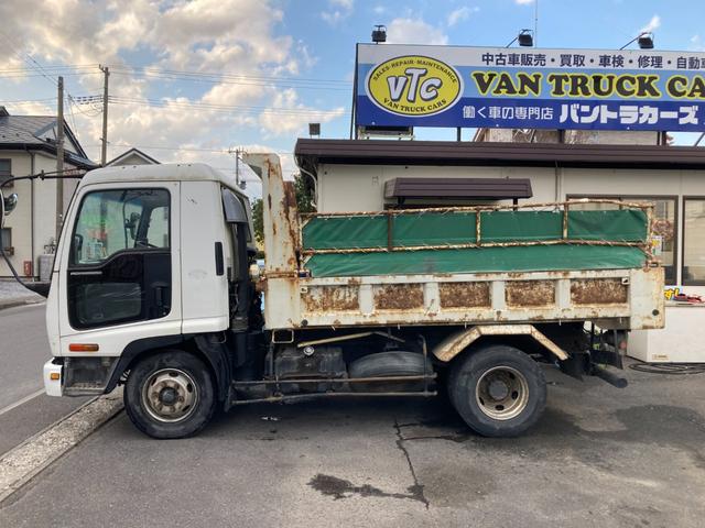 フォワード 強化ダンプ 6速マニュアル 2ペダル 5.2ディーゼル 新明和DRF4 電動コボレーン 3.7t積 FRR90C3S タイヤサイズ225/80R17.5 タイヤチェーン1ペア有り ラジオデッキ HSA 4tダンプ(21枚目)