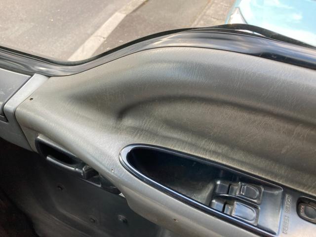 フォワード 強化ダンプ 6速マニュアル 2ペダル 5.2ディーゼル 新明和DRF4 電動コボレーン 3.7t積 FRR90C3S タイヤサイズ225/80R17.5 タイヤチェーン1ペア有り ラジオデッキ HSA 4tダンプ(38枚目)