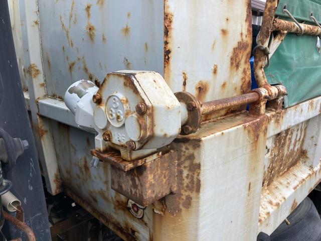 フォワード 強化ダンプ 6速マニュアル 2ペダル 5.2ディーゼル 新明和DRF4 電動コボレーン 3.7t積 FRR90C3S タイヤサイズ225/80R17.5 タイヤチェーン1ペア有り ラジオデッキ HSA 4tダンプ(48枚目)