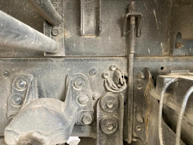 フォワード 強化ダンプ 6速マニュアル 2ペダル 5.2ディーゼル 新明和DRF4 電動コボレーン 3.7t積 FRR90C3S タイヤサイズ225/80R17.5 タイヤチェーン1ペア有り ラジオデッキ HSA 4tダンプ(52枚目)