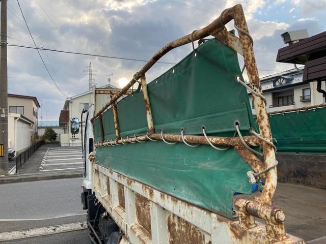 フォワード 強化ダンプ 6速マニュアル 2ペダル 5.2ディーゼル 新明和DRF4 電動コボレーン 3.7t積 FRR90C3S タイヤサイズ225/80R17.5 タイヤチェーン1ペア有り ラジオデッキ HSA 4tダンプ(57枚目)