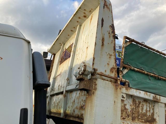 フォワード 強化ダンプ 6速マニュアル 2ペダル 5.2ディーゼル 新明和DRF4 電動コボレーン 3.7t積 FRR90C3S タイヤサイズ225/80R17.5 タイヤチェーン1ペア有り ラジオデッキ HSA 4tダンプ(68枚目)