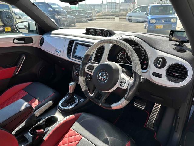 ザ・ビートル ターボ　クールスターｐｋｇ　Ａｌｐｉｌ　９１１ルック前後バンパー　マフラー　ＷＯＲＫ１９ＡＷ　車高調　内装張替え　カーボンコンビステアリング　シフトノブ　　プッシュスタート　カロッツェリアナビＴＶ　ＥＴＣ（9枚目）