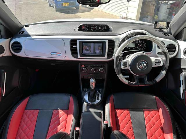 ザ・ビートル ターボ　クールスターｐｋｇ　Ａｌｐｉｌ　９１１ルック前後バンパー　マフラー　ＷＯＲＫ１９ＡＷ　車高調　内装張替え　カーボンコンビステアリング　シフトノブ　　プッシュスタート　カロッツェリアナビＴＶ　ＥＴＣ（16枚目）
