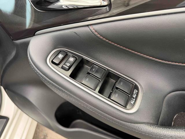 クラウンハイブリッド アスリートＳ　純正ナビＴＶ　バックカメラ　ビルトインＥＴＣ　ドラレコ前後　スマートキー　前車追従クルーズコントロール　パワーシート　シートヒーター　純正１７ＡＷ（23枚目）