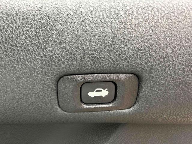 クラウンハイブリッド アスリートＳ　純正ナビＴＶ　バックカメラ　ビルトインＥＴＣ　ドラレコ前後　スマートキー　前車追従クルーズコントロール　パワーシート　シートヒーター　純正１７ＡＷ（29枚目）