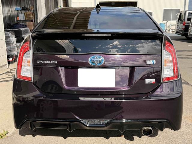プリウス Ｓツーリングセレクション・Ｇ’ｓ　専用シート　エアロパーツ　１７ＡＷ　純正フルセグナビＴＶ　Ｂｌｕｅｔｏｏｔｈ対応　バックカメラ　ＥＴＣ　ＨＩＤヘッドライト　プッシュスタート（7枚目）