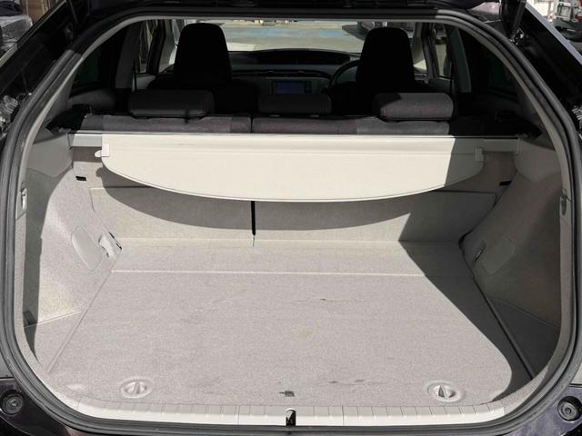 プリウス Ｓツーリングセレクション・Ｇ’ｓ　専用シート　エアロパーツ　１７ＡＷ　純正フルセグナビＴＶ　Ｂｌｕｅｔｏｏｔｈ対応　バックカメラ　ＥＴＣ　ＨＩＤヘッドライト　プッシュスタート（15枚目）