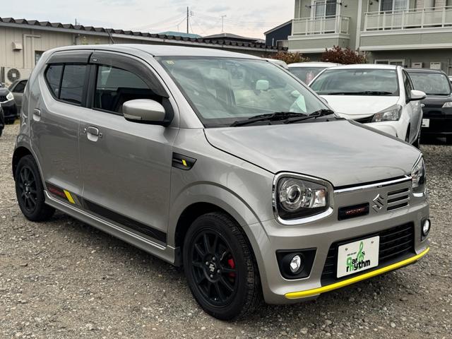 アルトワークス ベースグレード　４ＷＤ　マニュアル車　５ＭＴ　ドライブレコーダー　スマートキー　プッシュスタートエンジン　フルセグナビ　ＥＴＣ　ステアリングリモコン（11枚目）