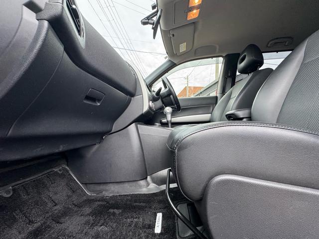 エクストレイル ２０Ｘｔｔ　４ＷＤ　エンジンスターター　スマートキー　ワンセグナビ　バックカメラ　ＥＴＣ　クルーズコントロール　シートヒーター　オートライト（22枚目）
