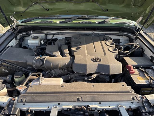 ＦＪクルーザー ベースグレード　４ＷＤ　ＥＴＣ　バックカメラ　クリアランスソナー　ナビ　ＴＶ　アルミホイール　キーレスエントリー　ＡＴ　盗難防止システム　衝突安全ボディ　ＣＤ　ＤＶＤ再生　ミュージックプレイヤー接続可　ＡＢＳ　ＥＳＣ（22枚目）