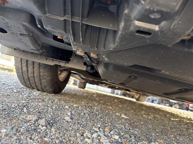 プリウス Ｓ　ＥＴＣ　バックカメラ　ナビ　ＴＶ　アルミホイール　オートライト　ＣＶＴ　スマートキー　電動格納ミラー　盗難防止システム　ＣＤ　ＤＶＤ再生　ミュージックプレイヤー接続可　Ｂｌｕｅｔｏｏｔｈ（53枚目）