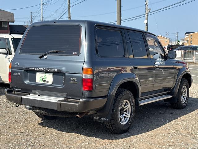 ランドクルーザー８０ ＶＸリミテッド　４ＷＤ　ドライブレコーダー　ＥＴＣ　バックカメラ　ディーゼルターボ　ナビ　ヘッドライトウォッシャー　電動サンルーフ　シートヒーター　ＡＴ　ミュージックプレイヤー接続可　ＢＴオーディオ　Ｄターボ（21枚目）