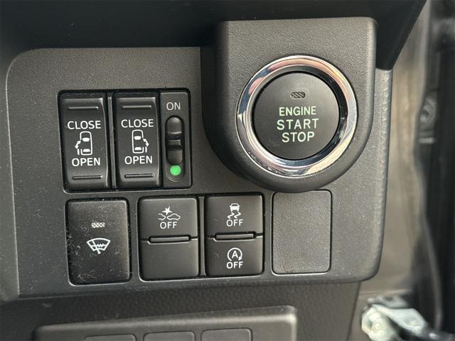 タンク カスタムＧ　Ｓ　４ＷＤ　バックカメラ　ナビ　フルセグＴＶ　両側電動スライドドア　オートクルーズコントロール　衝突被害軽減システム　アルミホイール　オートライト　ＬＥＤヘッドランプ　スマートキー　アイドリングストップ（14枚目）