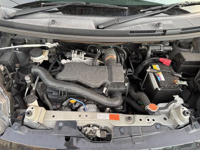 タンク カスタムＧ　Ｓ　４ＷＤ　バックカメラ　ナビ　フルセグＴＶ　両側電動スライドドア　オートクルーズコントロール　衝突被害軽減システム　アルミホイール　オートライト　ＬＥＤヘッドランプ　スマートキー　アイドリングストップ（24枚目）