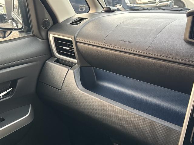 タンク カスタムＧ　Ｓ　４ＷＤ　バックカメラ　ナビ　フルセグＴＶ　両側電動スライドドア　オートクルーズコントロール　衝突被害軽減システム　アルミホイール　オートライト　ＬＥＤヘッドランプ　スマートキー　アイドリングストップ（44枚目）