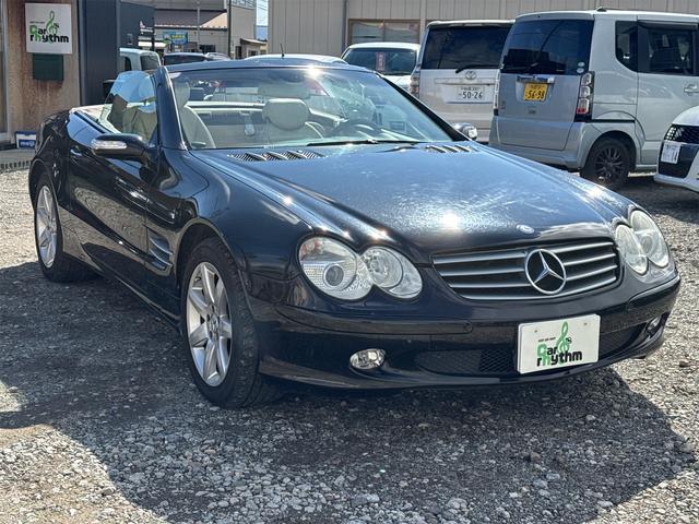 ＳＬ ＳＬ３５０　オープンカー　左ハンドル　ナビ　クリアランスソナー　オートクルーズコントロール　オートライト　ＨＩＤ　ヘッドライトウォッシャー　ＡＴ　キーレスエントリー　電動格納ミラー　シートヒーター　アルミホイール（19枚目）