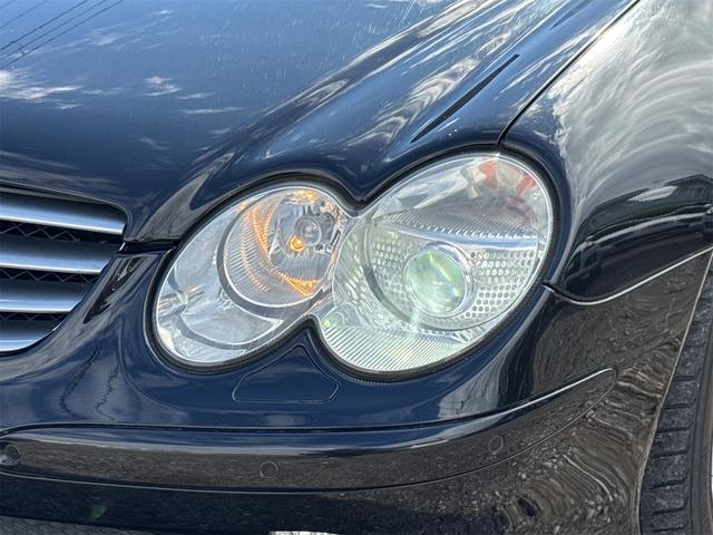 ＳＬ ＳＬ３５０　オープンカー　左ハンドル　ナビ　クリアランスソナー　オートクルーズコントロール　オートライト　ＨＩＤ　ヘッドライトウォッシャー　ＡＴ　キーレスエントリー　電動格納ミラー　シートヒーター　アルミホイール（41枚目）