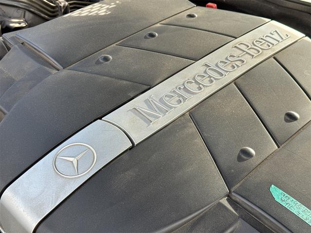 ＳＬ ＳＬ３５０　オープンカー　左ハンドル　ナビ　クリアランスソナー　オートクルーズコントロール　オートライト　ＨＩＤ　ヘッドライトウォッシャー　ＡＴ　キーレスエントリー　電動格納ミラー　シートヒーター　アルミホイール（43枚目）