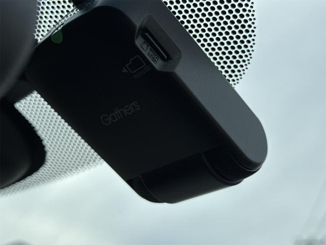 フリードハイブリッド ハイブリッド・Gホンダセンシング 4WD ドライブレコーダー ETC バックカメラ ナビ TV オートクルーズコントロール レーンアシスト 衝突被害軽減システム 両側電動スライドドア オートライト LEDヘッドランプ スマートキー(14枚目)