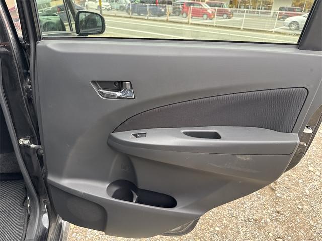 ご覧頂きまして誠に有難うございます！！是非ご来店して頂き、実際にご覧になって頂ければと思います。お客様からのご連絡をスタッフ一同、心よりお待ちしております