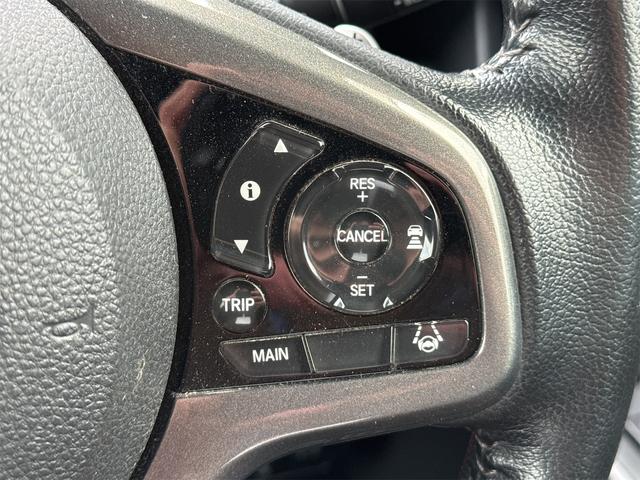 当店のお車をご覧いただきましてありがとうございます。お車についてのご質問やお見積りのご依頼、ご購入にあたってのご相談などお気軽にお問い合わせ下さい!