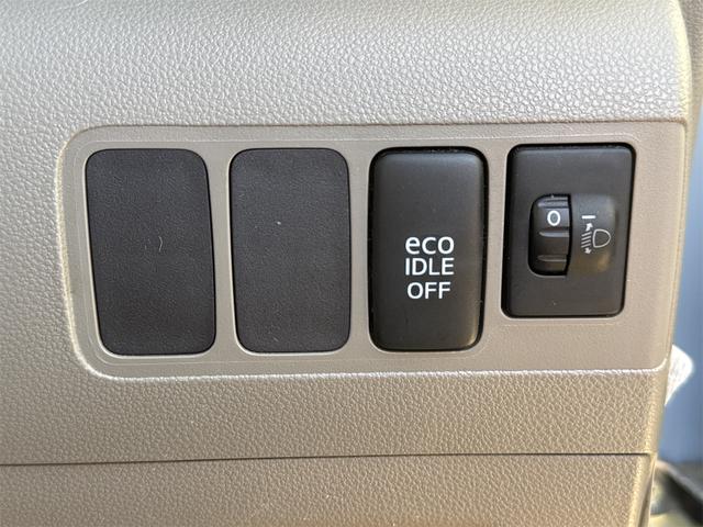 ムーヴコンテ Ｘ　４ＷＤ　ナビ　ＴＶ　スマートキー　アイドリングストップ　ベンチシート　ＣＶＴ　盗難防止システム　ＡＢＳ　ＣＤ　ＵＳＢ　アルミホイール　衝突安全ボディ　エアコン　パワーステアリング　パワーウィンドウ（18枚目）