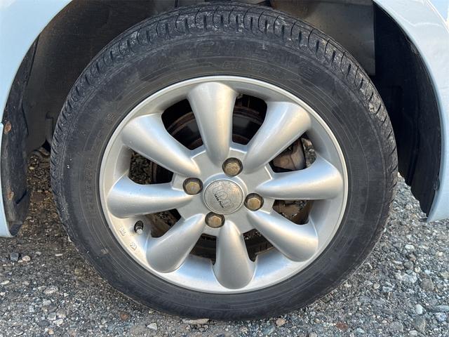 ムーヴコンテ Ｘ　４ＷＤ　ナビ　ＴＶ　スマートキー　アイドリングストップ　ベンチシート　ＣＶＴ　盗難防止システム　ＡＢＳ　ＣＤ　ＵＳＢ　アルミホイール　衝突安全ボディ　エアコン　パワーステアリング　パワーウィンドウ（26枚目）