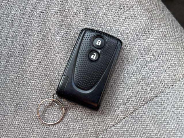 ムーヴコンテ Ｘ　４ＷＤ　ナビ　ＴＶ　スマートキー　アイドリングストップ　ベンチシート　ＣＶＴ　盗難防止システム　ＡＢＳ　ＣＤ　ＵＳＢ　アルミホイール　衝突安全ボディ　エアコン　パワーステアリング　パワーウィンドウ（60枚目）