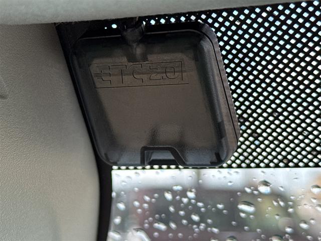 アルトラパン Ｘ　４ＷＤ　ＥＴＣ　全周囲カメラ　ナビ　ＴＶ　衝突被害軽減システム　オートライト　ＨＩＤ　スマートキー　アイドリングストップ　電動格納ミラー　シートヒーター　ベンチシート　ＣＶＴ　盗難防止システム　ＡＢＳ（65枚目）