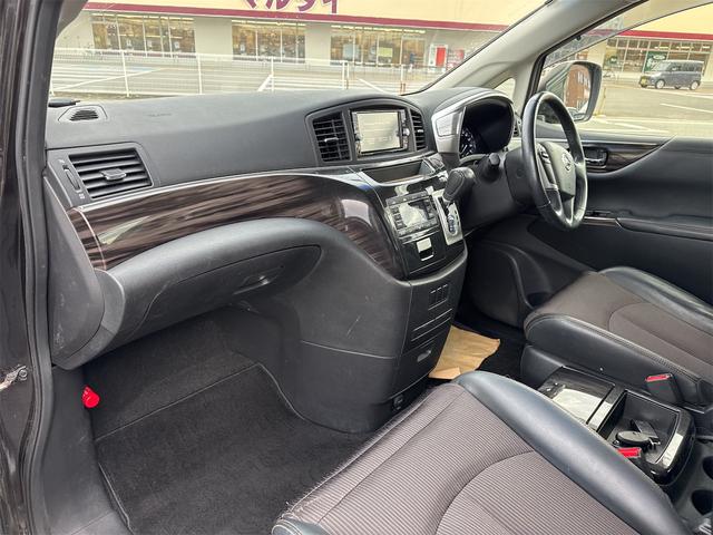 ご覧いただきありがとうございます♪気になったお車がありましたらお気軽にお電話をください♪