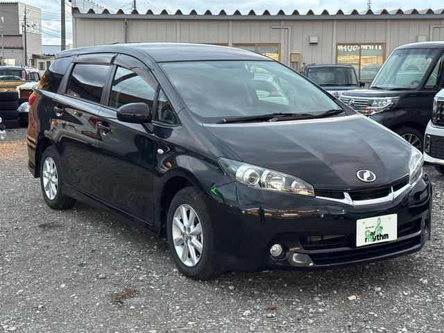 ウィッシュ １．８Ｓ　４ＷＤ　ドライブレコーダー　ＥＴＣ　バックカメラ　ナビ　ＴＶ　オートライト　ＨＩＤ　スマートキー　電動格納ミラー　３列シート　ＣＶＴ　アルミホイール　ＣＤ　ＤＶＤ再生　ミュージックプレイヤー接続可（14枚目）