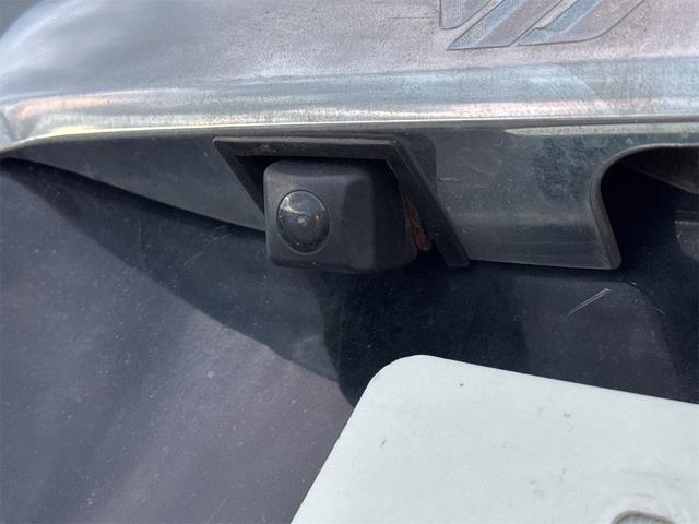 ウィッシュ １．８Ｓ　４ＷＤ　ドライブレコーダー　ＥＴＣ　バックカメラ　ナビ　ＴＶ　オートライト　ＨＩＤ　スマートキー　電動格納ミラー　３列シート　ＣＶＴ　アルミホイール　ＣＤ　ＤＶＤ再生　ミュージックプレイヤー接続可（18枚目）