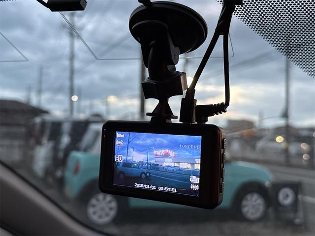 ウィッシュ １．８Ｓ　４ＷＤ　ドライブレコーダー　ＥＴＣ　バックカメラ　ナビ　ＴＶ　オートライト　ＨＩＤ　スマートキー　電動格納ミラー　３列シート　ＣＶＴ　アルミホイール　ＣＤ　ＤＶＤ再生　ミュージックプレイヤー接続可（50枚目）