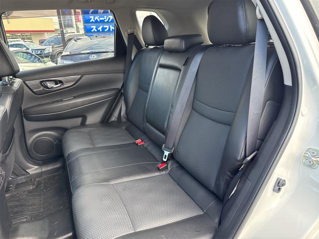 エクストレイル ２０Ｓ　Ｖセレクション　４ＷＤ　バックカメラ　クリアランスソナー　衝突被害軽減システム　ナビ　ＴＶ　オートライト　アルミホイール　スマートキー　アイドリングストップ　電動格納ミラー　シートヒーター　ＣＶＴ　盗難防止システム（28枚目）