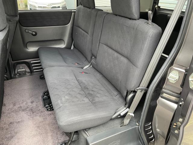 車両の状態や装備の内容など気になる箇所はご連絡下さい。無料お問い合わせ番号　００７８−６０４３−６９０２