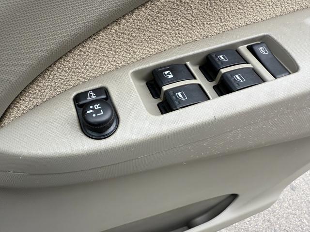 ムーヴ Ｘ　ＳＡ　保証１年　修復歴無し　４ＷＤ　ＳＤナビ　ワンセグＴＶ　バックカメラ　業者内装クリーニング　スマートキー　衝突安全装置　車両取説　アイドリングストップ車　１オーナー　スペアキー　プッシュスタート（29枚目）