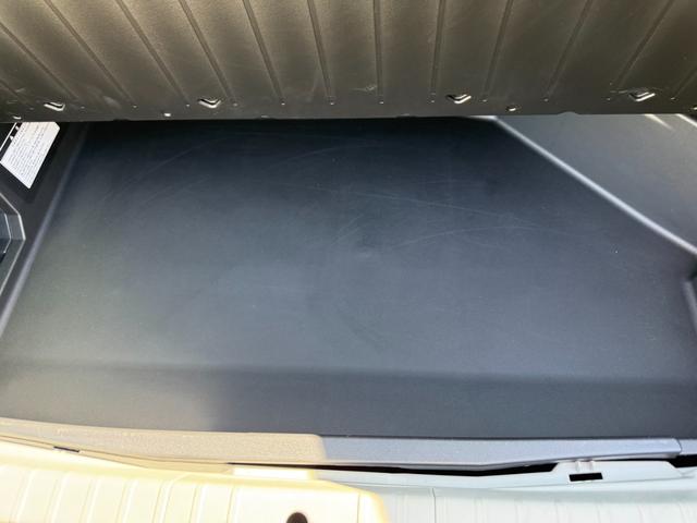 プリウス Ｓ　保証１年　修復歴無し　走行１．８万ｋ　ディーラー点検車　ＨＤＤナビ　Ｂｌｕｅｔｏｏｔｈ　ワンセグＴＶ　車両取説　業者内装クリーニング　スマートキー２個　関東仕入れ　ヨコハマ夏タイヤ　１オーナー（57枚目）
