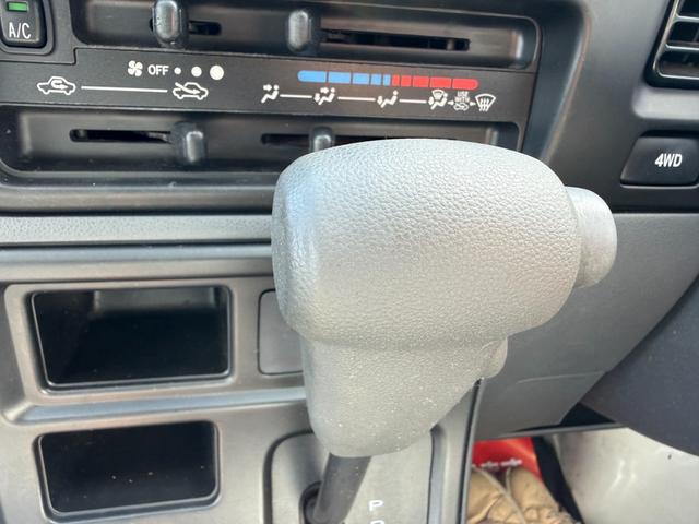 ハイゼットカーゴ スペシャル　保証１年　修復歴無　四駆　ディーラー点検車　純正オーディオ　集中ロック　軽貨物　４ナンバー　黒ナンバー可　両側スライド　車両取説　４ＡＴ　４ＷＤ　２０２４年製グッドイヤー夏タイヤ　ライトレベライザー（23枚目）
