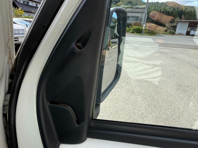 ハイゼットカーゴ スペシャル　保証１年　修復歴無　四駆　ディーラー点検車　純正オーディオ　集中ロック　軽貨物　４ナンバー　黒ナンバー可　両側スライド　車両取説　４ＡＴ　４ＷＤ　２０２４年製グッドイヤー夏タイヤ　ライトレベライザー（28枚目）