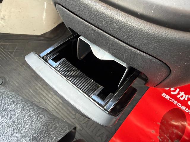 ハイゼットカーゴ スペシャル　保証１年　修復歴無　四駆　ディーラー点検車　純正オーディオ　集中ロック　軽貨物　４ナンバー　黒ナンバー可　両側スライド　車両取説　４ＡＴ　４ＷＤ　２０２４年製グッドイヤー夏タイヤ　ライトレベライザー（32枚目）