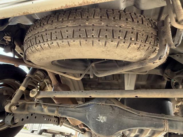 ハイゼットカーゴ スペシャル　保証１年　修復歴無　四駆　ディーラー点検車　純正オーディオ　集中ロック　軽貨物　４ナンバー　黒ナンバー可　両側スライド　車両取説　４ＡＴ　４ＷＤ　２０２４年製グッドイヤー夏タイヤ　ライトレベライザー（58枚目）